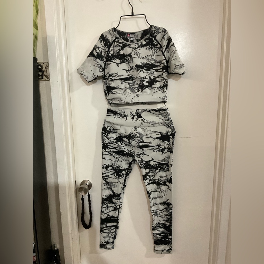 Black and White Abstract Print Two-Piece Set